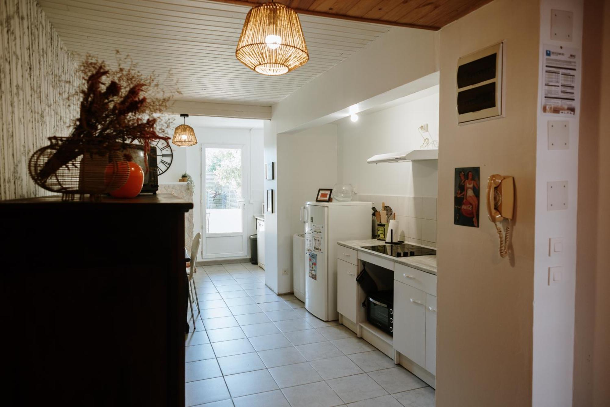 Studio De Plain-Pied Avec Terrasse Et Jardin Apartment Saint-Meard-de-Gurcon Exterior photo